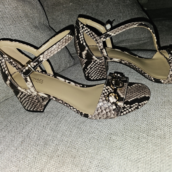 Michael Kors Black and Cream Snakeskin Heels - Picture 2 of 5